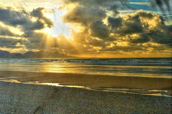 122215