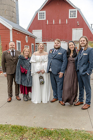 Travis & Heather Wedding Photo_VX10340