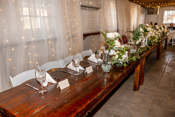 Ali & Jyles Wedding Photo - DVX11206_