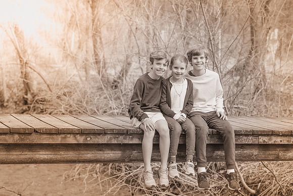 Family Butorac Photo Session _VX11266 - B&W