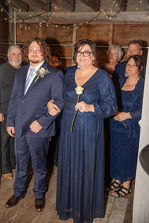 Hannah & Luke Wedding Photo - DVX30022