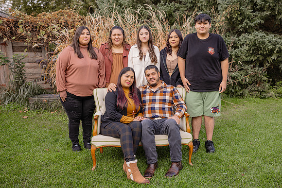 Sanchez-Corona Family Photo - DVX11580