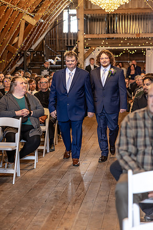 Hannah & Luke Wedding Photo - _VX20813