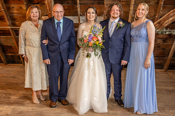 Hannah & Luke Wedding Photo - _VX21165