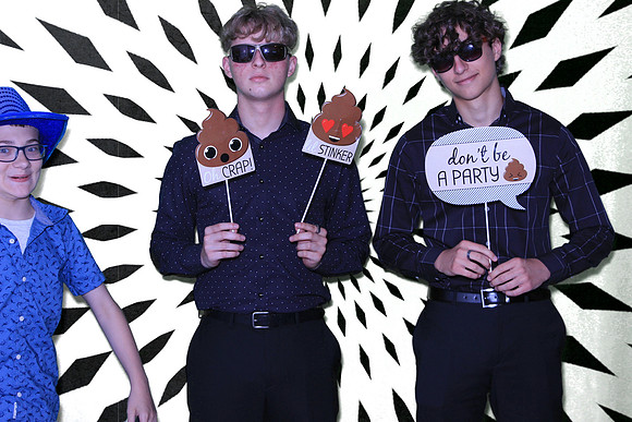104935