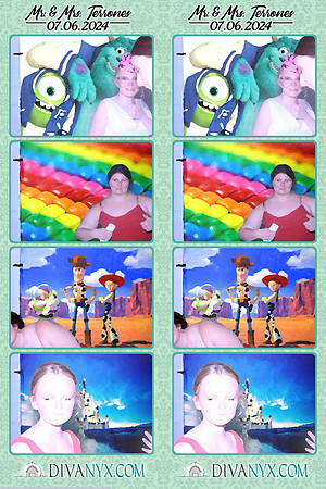 105490-strip