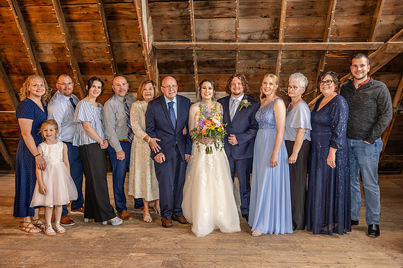 Hannah & Luke Wedding Photo - _VX21171