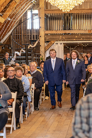 Hannah & Luke Wedding Photo - _VX20809